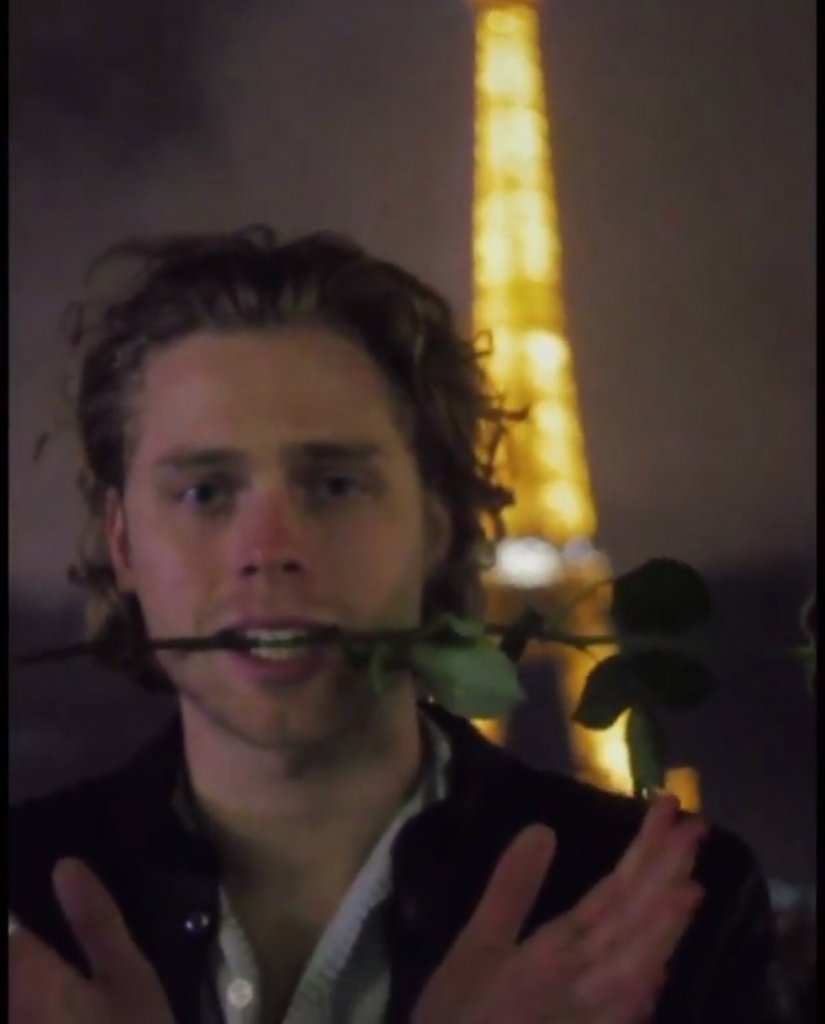 Luke Hemmings.