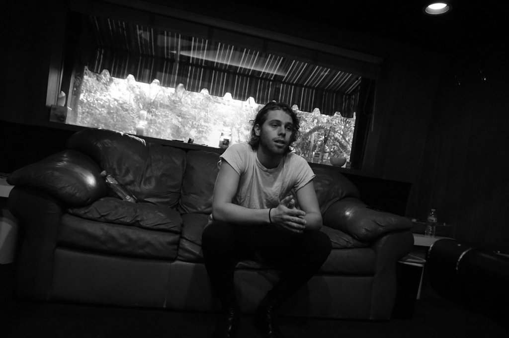 Luke Hemmings.
