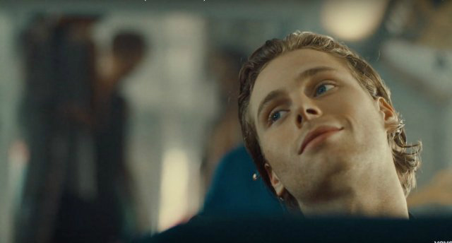 Luke Hemmings.