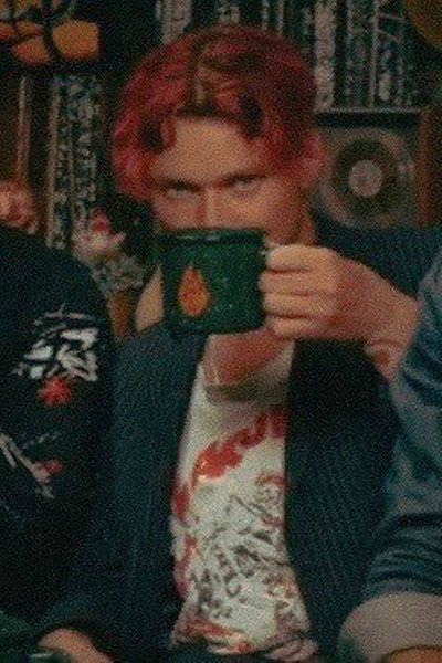 Ashton Irwin.