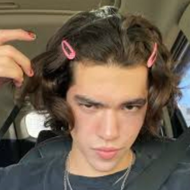 Conan Gray.
