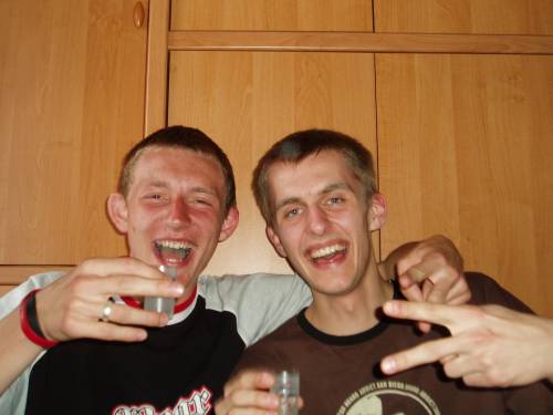 BlauPunkt:P :):):)