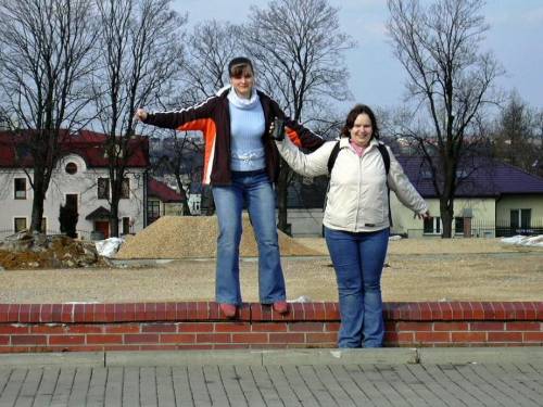 NaUkA LaTANIA :)