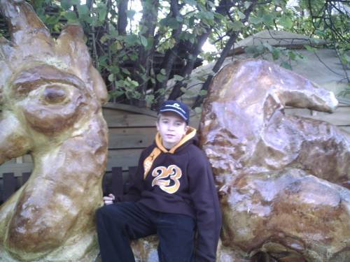 JESTEM Z WAS DUMNY