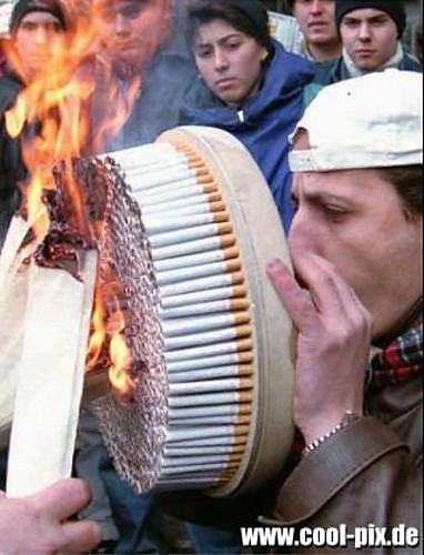 OO TaKi KOLO ;d SZLUGA pali xD