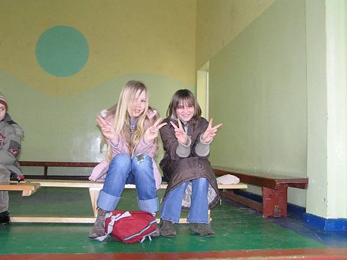 JA i monisia