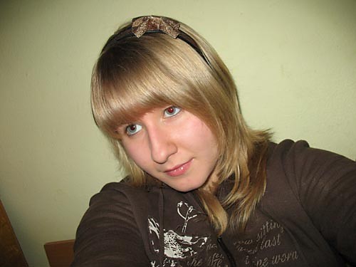 MoniczkenS;***