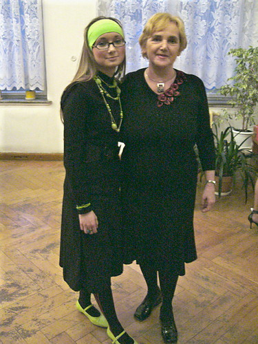 z Nia..i w grozkowych butach;)