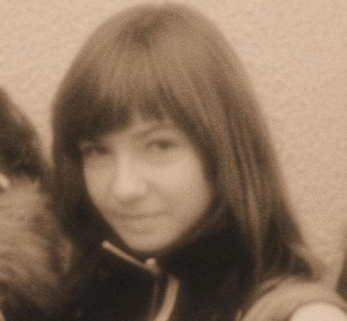 dLA Adusi ;*