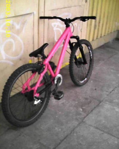 pink bike:)