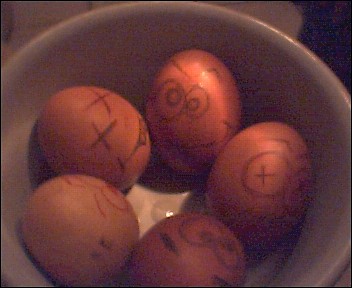 Moja armia wesoych jajek.! xP