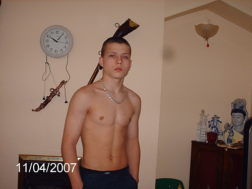 GaNgStA !!!!  ( sie kroji ) !!!!