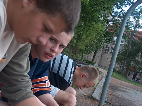 ;]