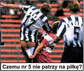 Czemu nr 5 nie patrzy na  pike 