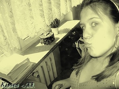 Kisses for youu... 