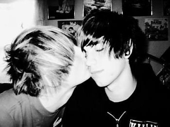 kiss like this