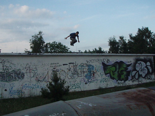 JuMp :]