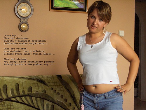 rOmAnTyCzNiE.... :p