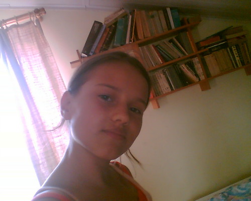 Hi Hi :)