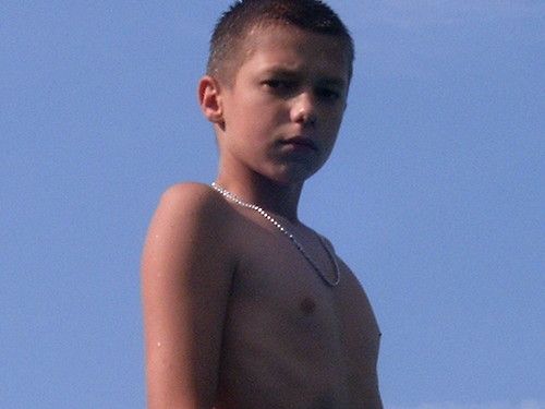 STARE....