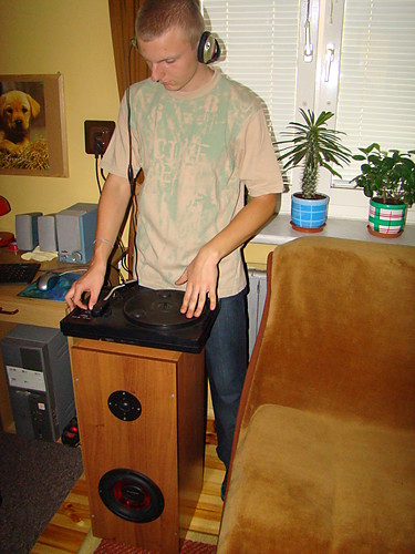 dJ eFoN:P