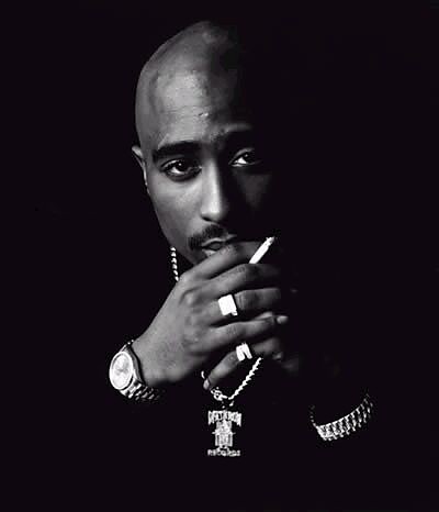 GrabYourGlocksWhenYouSee 2PAC!