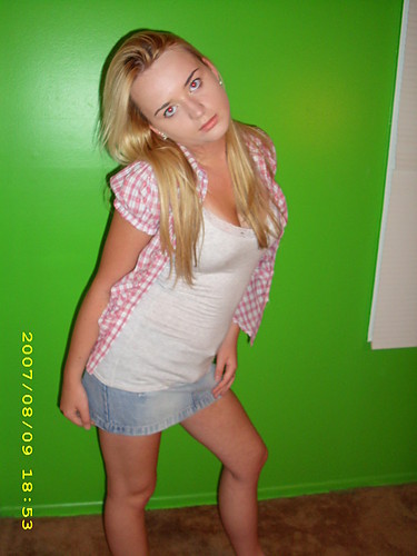 Blondiiiii... ;]