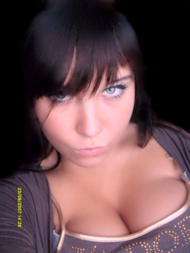 Just love me;)