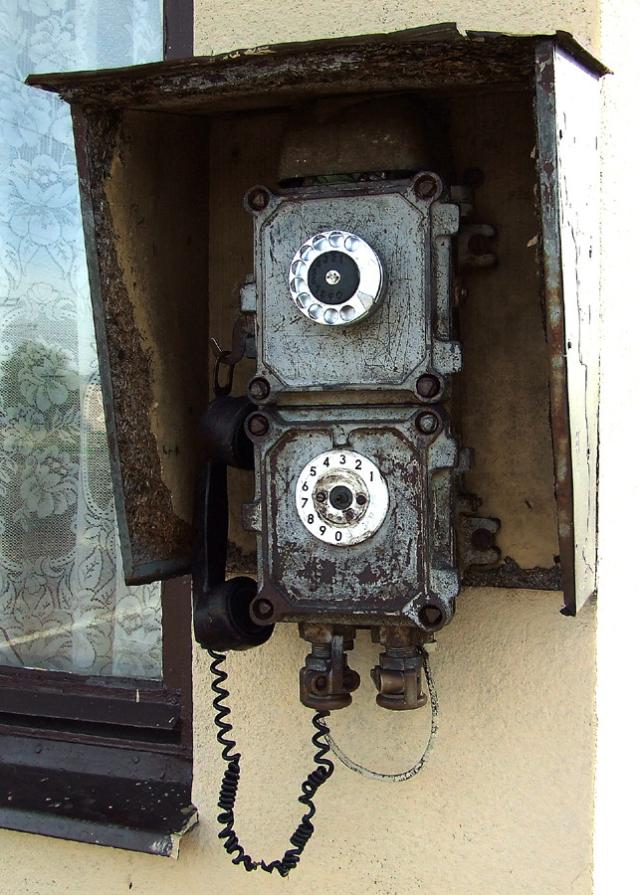 Telefon