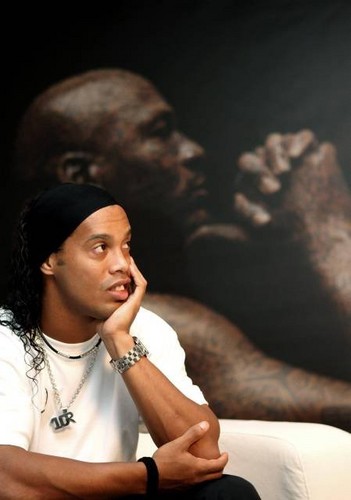 RONALDINHO = kRLiK ! ! !