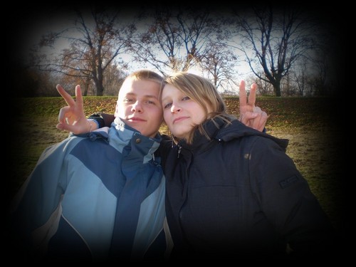 Z SiOstRuNi ;** 