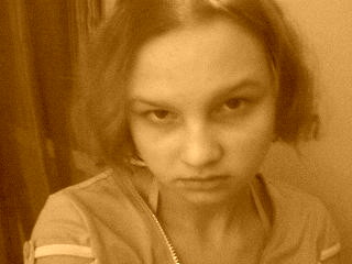 Smutna...:(:(