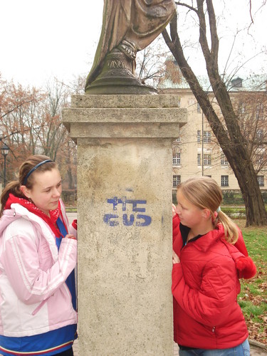 2 Skarbusie ;*