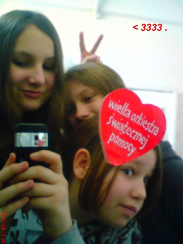 ;  *** . < 333 . 