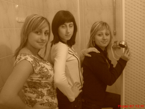 hihi kobietki:):) IVTH4:):)