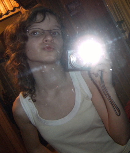 Annik. ; *