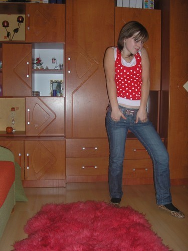 maly aniolek:):):):):):)
