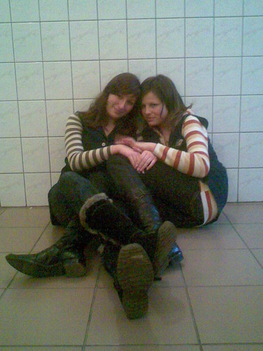 aznia Szkolna...xD ohh :**