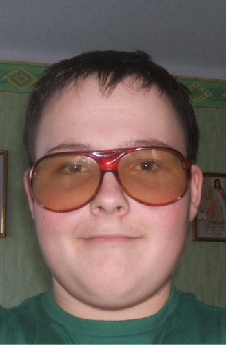 No i  Happy`sowe okularki xD