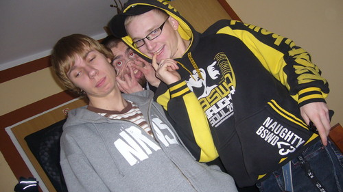 Trzech hot bojw