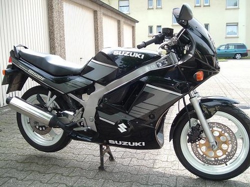 suzuki gs500
