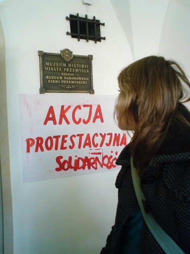 w ramach kultury narodowej