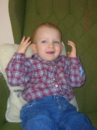 Rece do gory  bo strzelam;)