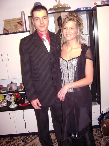 Przed studniweczk!!!!!!!!:))))