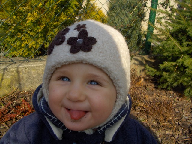 :P