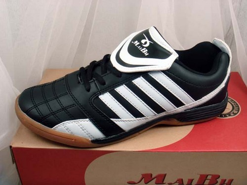 Buty MAIBU