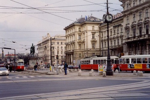Die Wiener Mariahilferstrae