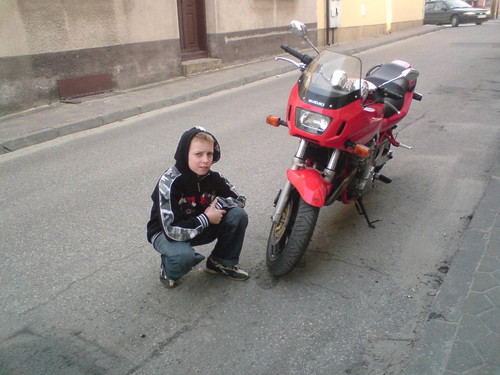 SUZUKI xD