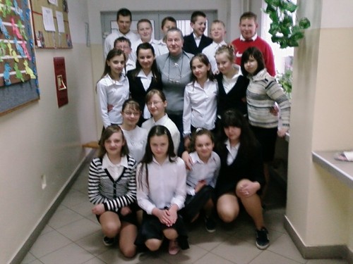 +)Ananasy z 6 klasy :)