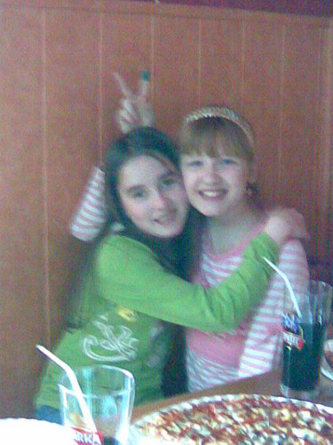 urodziny w pizzerni